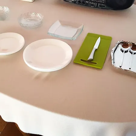 Pod Strani カントリーハウス Telecí