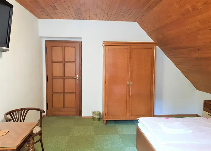 Kır Evi Pod Strani *